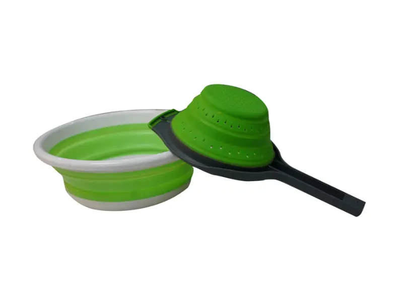 Kommer TPE-övergjutning i kontakt med livsmedel att släppa ut skadliga ämnen när den fylls med varmt vatten?